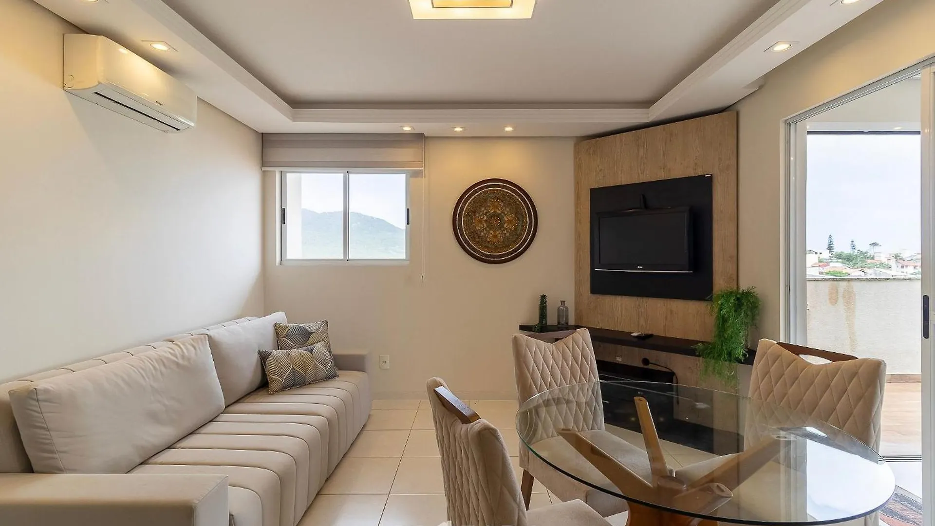 Apartamentos Com Piscina Em Floripa - Cac Florianópolis