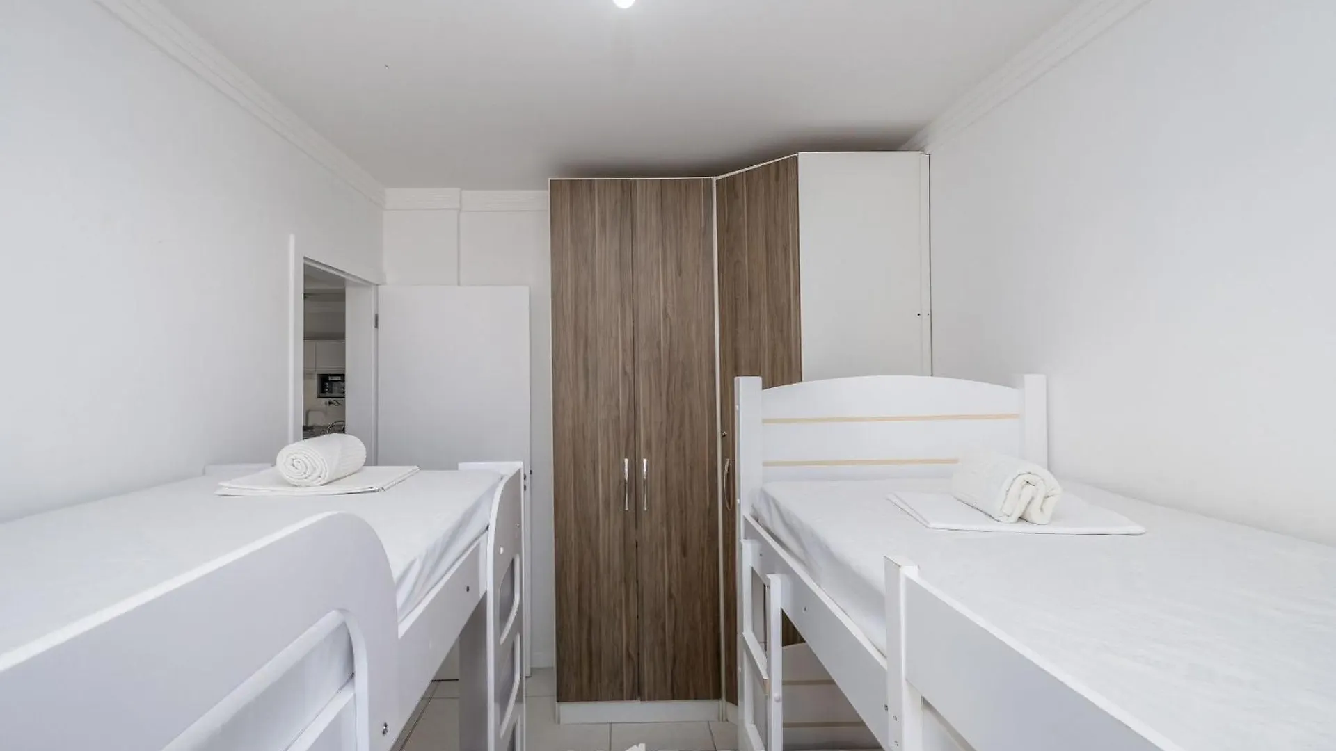 Apartamentos Com Piscina Em Floripa - Cac Florianópolis Brasile