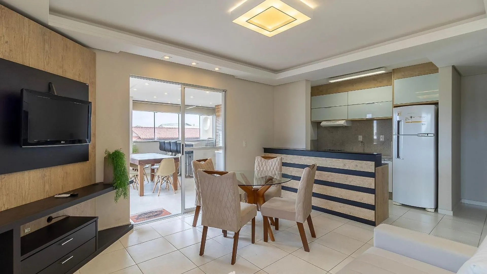 Apartamentos Com Piscina Em Floripa - Cac Florianopolis Apartment
