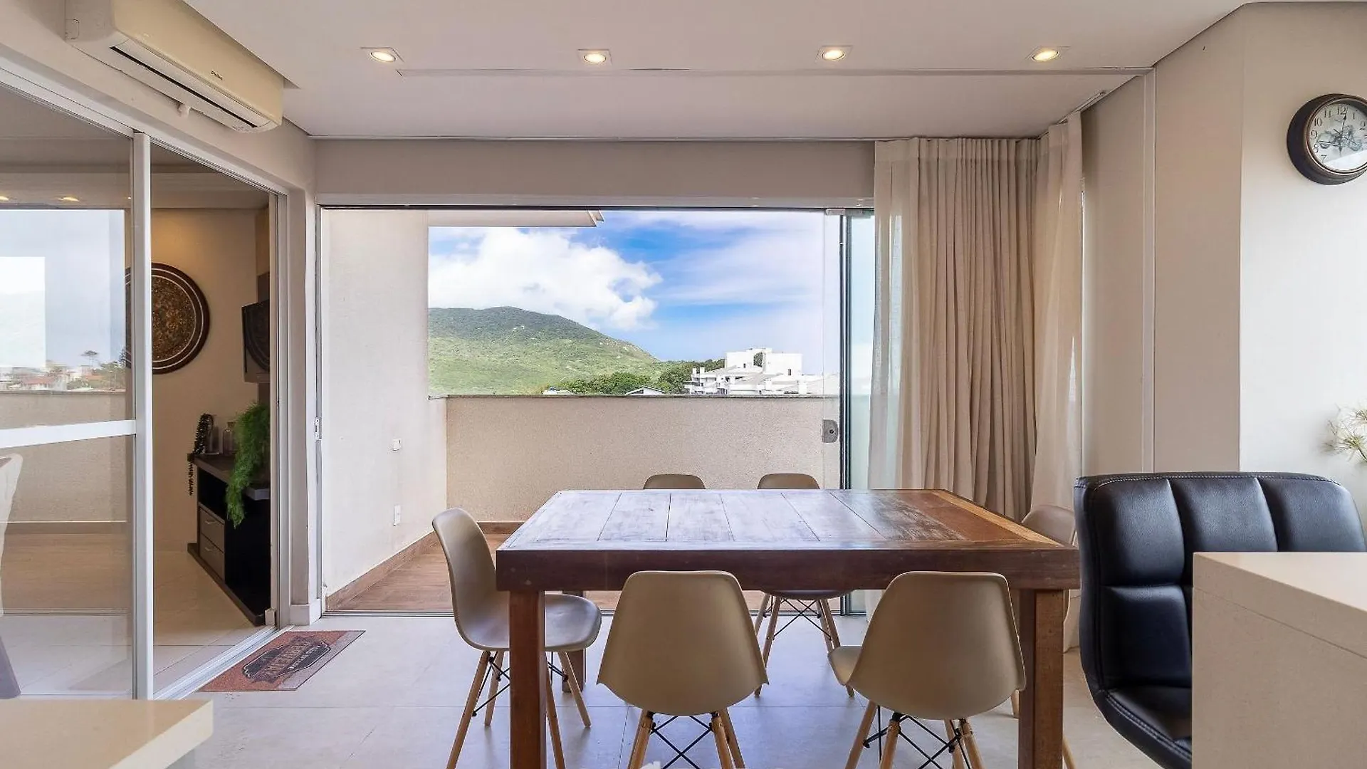 Apartamentos Com Piscina Em Floripa - Cac Florianopolis 0*,  Brazil