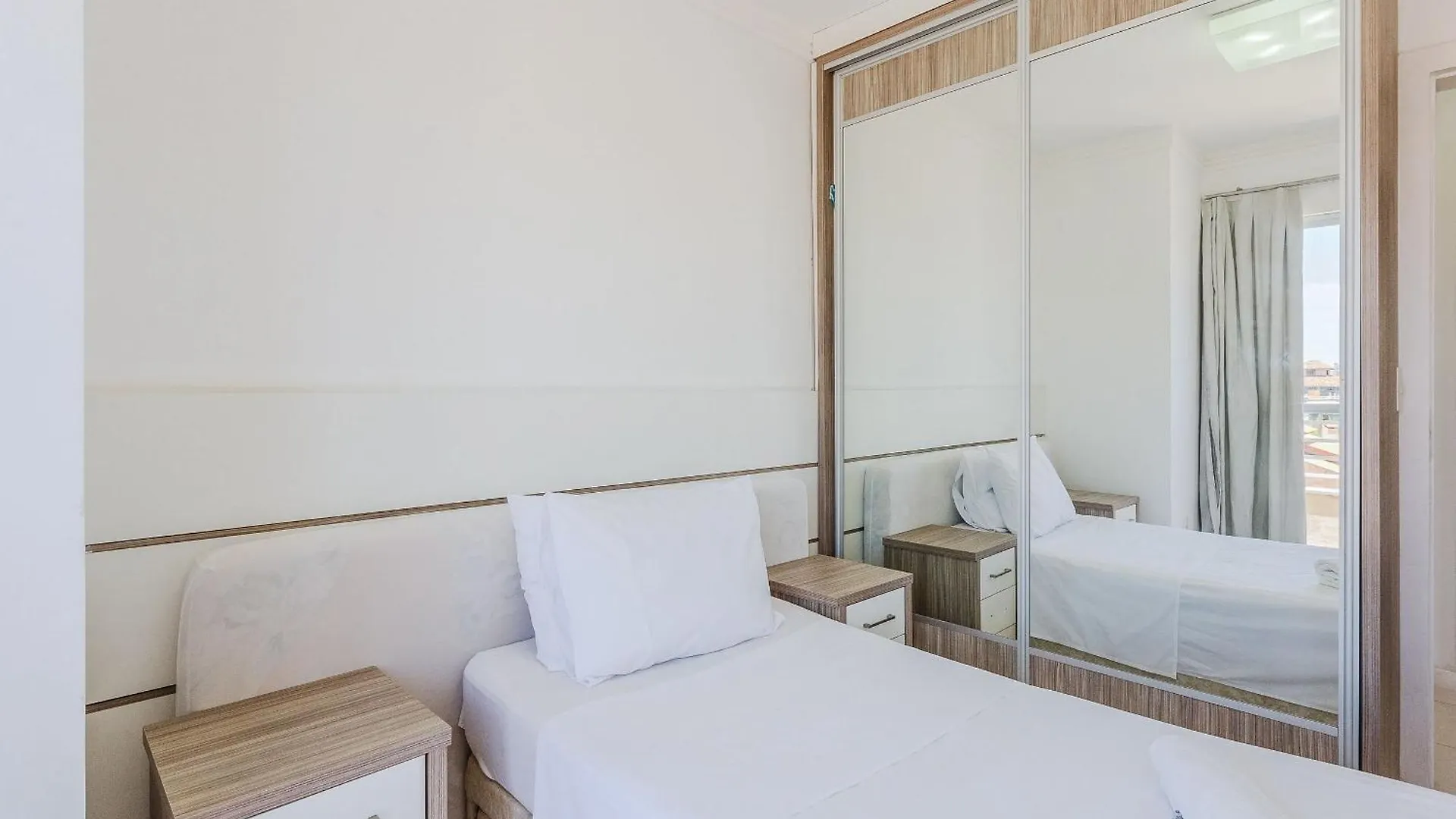 Apartment Apartamentos Com Piscina Em Floripa - Cac Florianopolis