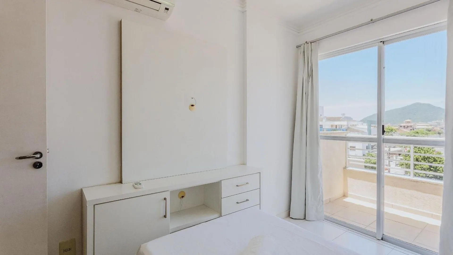 Apartamentos Com Piscina Em Floripa - Cac Florianopolis Apartment