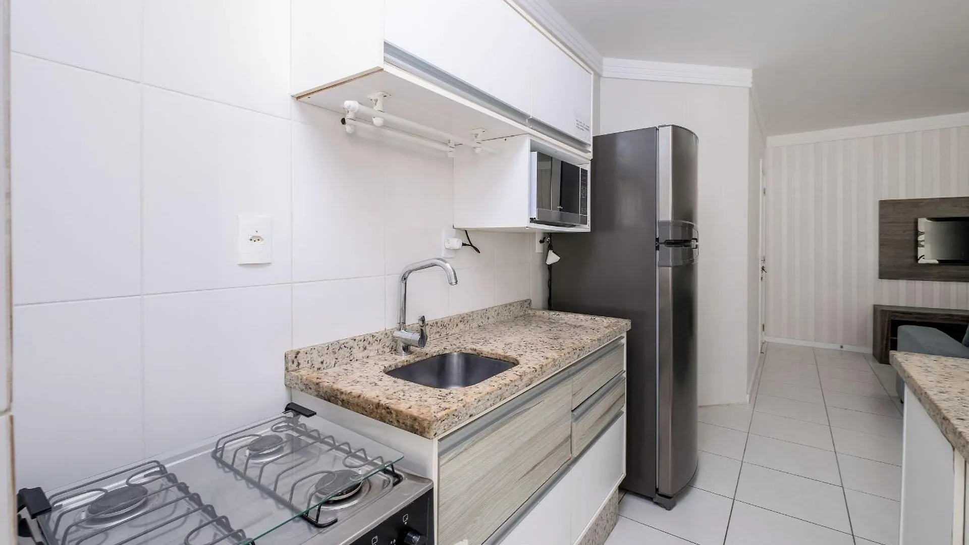 Apartamentos Com Piscina Em Floripa - Cac Florianopolis 0*,  Brazil