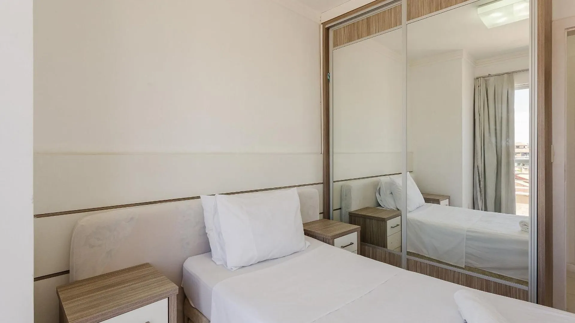 Apartamentos Com Piscina Em Floripa - Cac Florianopolis